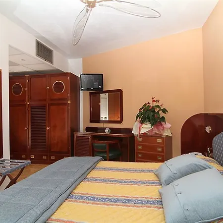 Sabbia D'oro 4* San Vincenzo